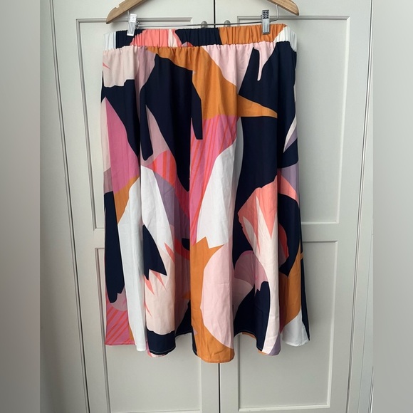 Shein Curve women full skirt size 3 XL elastic waistband abstract print NWOT - Picture 1 of 6
